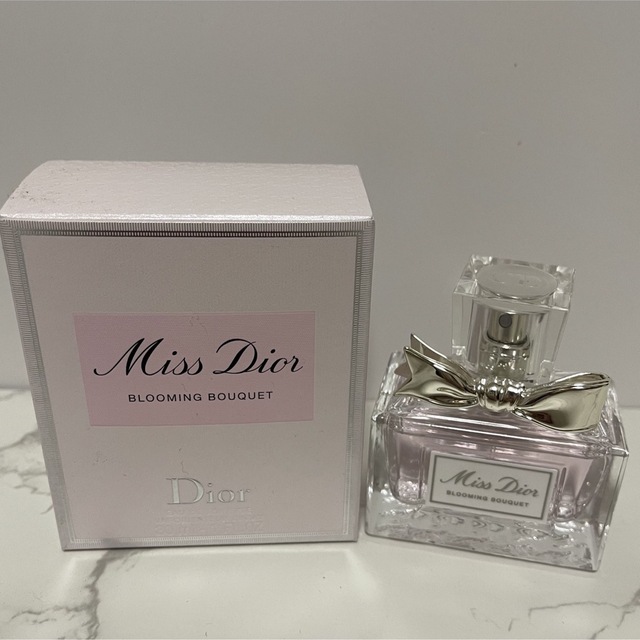 Miss dior ブルーミングブーケ 香水 30ml