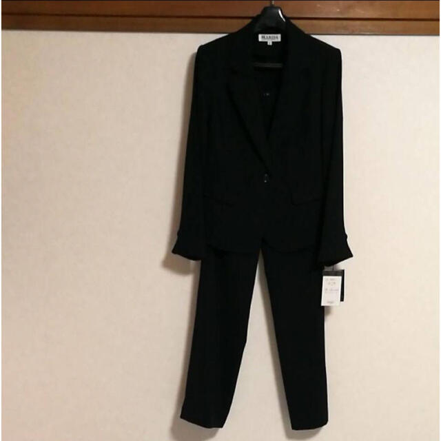 日本製　レディース　パンツスーツ　黒　11号　冠婚葬祭　礼服