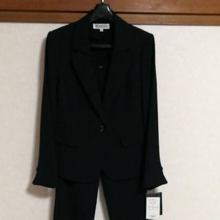 日本製 レディース パンツスーツ 黒 11号 冠婚葬祭 礼服の通販 by まる