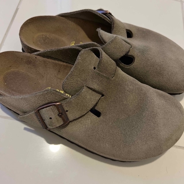 最新作の BIRKENSTOCK ビルケン BOSTON ボストン 37 JY377-37 zlote