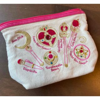 ◆新品 セーラームーン ポーチ 刺繍 変身アイテム USJ ユニバ コラボ 限定