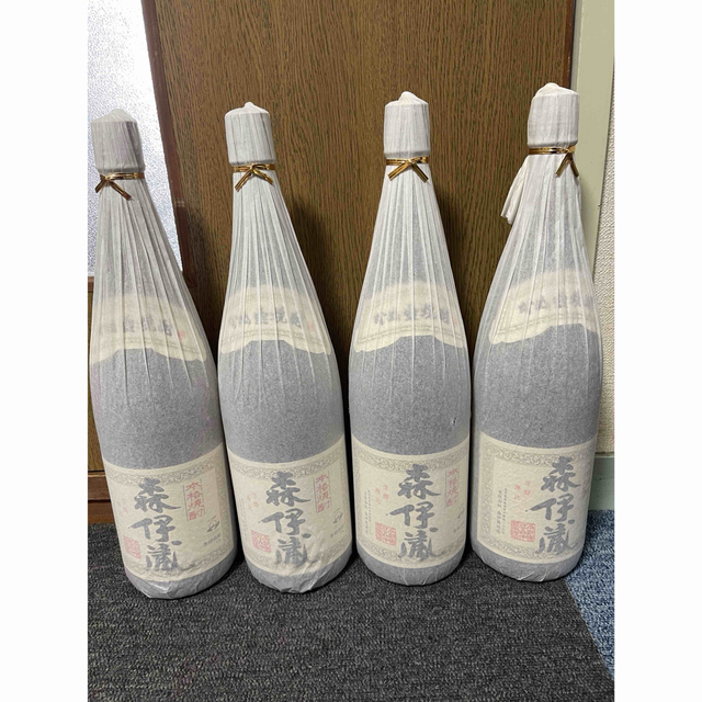 かめ壺焼酎 本格 芋焼酎 森伊蔵 一升 25度 1800ml 最上の品質な 49.0