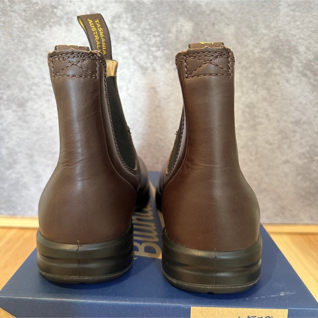 Blundstone(ブランドストーン)のUK4 【極美品】ブランドストーン　ブラウン　 オールテレイン　BS2057 レディースの靴/シューズ(ブーツ)の商品写真