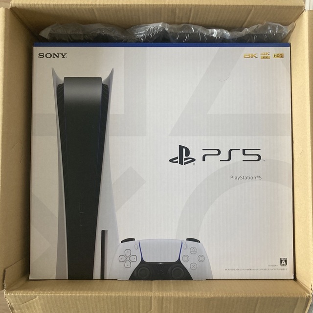 PlayStation(プレイステーション)のプレイステーション5/CFI-1200A01/新品未開封 エンタメ/ホビーのゲームソフト/ゲーム機本体(家庭用ゲーム機本体)の商品写真