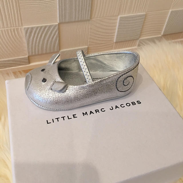 MARC JACOBS(マークジェイコブス)の値下げ！【新品】リトルマークジェイコブス マウス シューズ キッズ/ベビー/マタニティのベビー靴/シューズ(~14cm)(フラットシューズ)の商品写真