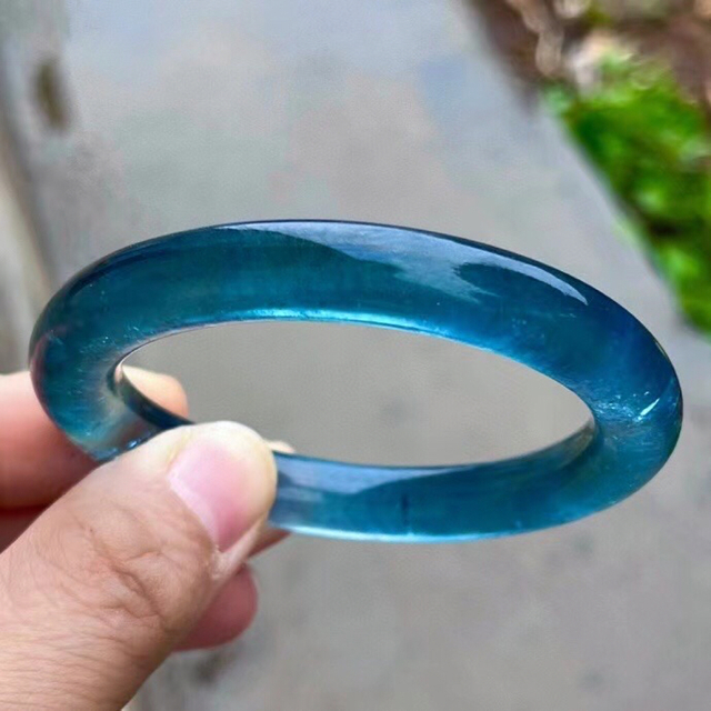 ⭐︎【天然】アクアマリン バングル 35.5g-