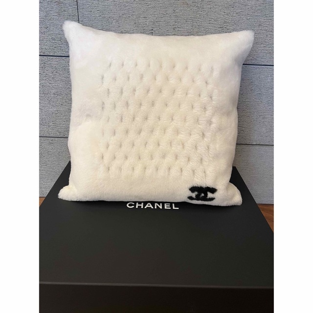 CHANEL - 【新品未使用】レアCHANELクッション