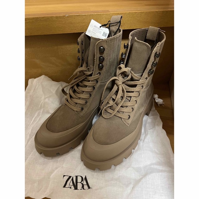 ZARA(ザラ)のZARAブーツ レディースの靴/シューズ(ブーツ)の商品写真