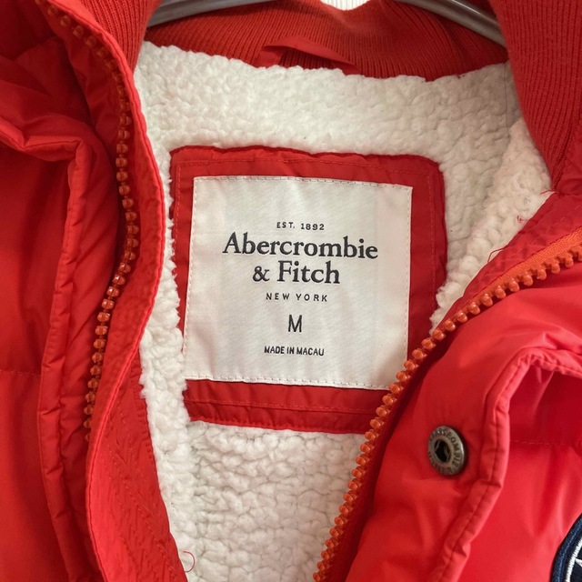 Abercrombie&Fitch(アバクロンビーアンドフィッチ)のアバクロダウンベスト メンズのジャケット/アウター(ダウンベスト)の商品写真