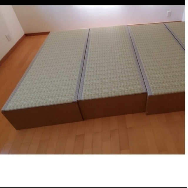 お手入れがしやすい樹脂畳ユニット収納BOX 小上がり120×60×31.5 ４個 