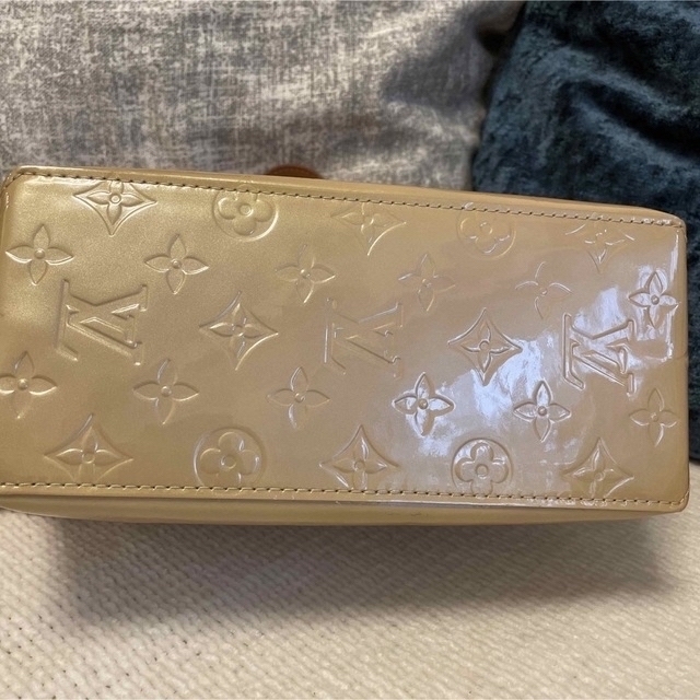 LOUIS VUITTON(ルイヴィトン)のLouis Vuitton／ヴェルニ ノワゼット リードPM レディースのバッグ(トートバッグ)の商品写真