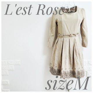 レストローズ(L'EST ROSE)の美品 L'EST ROSE  ディズニー コラボ ワンピース ミニー M(ひざ丈ワンピース)