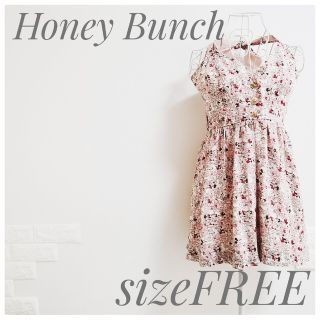 ハニーバンチ(Honey Bunch)の新品未使用 HoneyBunch ディズニー アニメ柄 ホルターネック ワンピ(ミニワンピース)