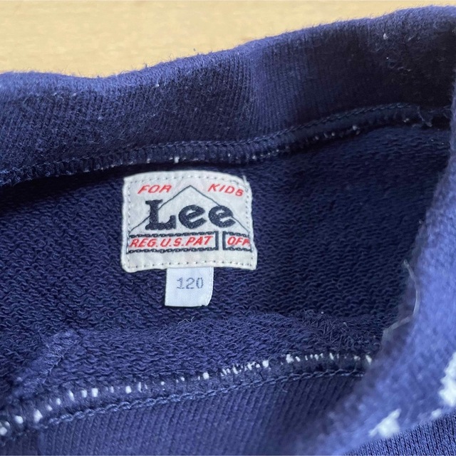Lee(リー)のLEE リー　ハイネックロゴトレーナー　キッズ　120㎝　ネイビー キッズ/ベビー/マタニティのキッズ服男の子用(90cm~)(Tシャツ/カットソー)の商品写真