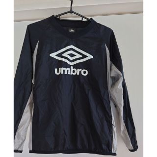 アンブロ(UMBRO)のUMBRO　ピステトップ　黒✕グレー　140センチ(ウェア)