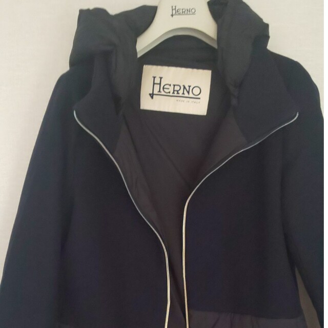 HERNO(ヘルノ)の専用   HERNO ダウンコート レディースのジャケット/アウター(ダウンコート)の商品写真
