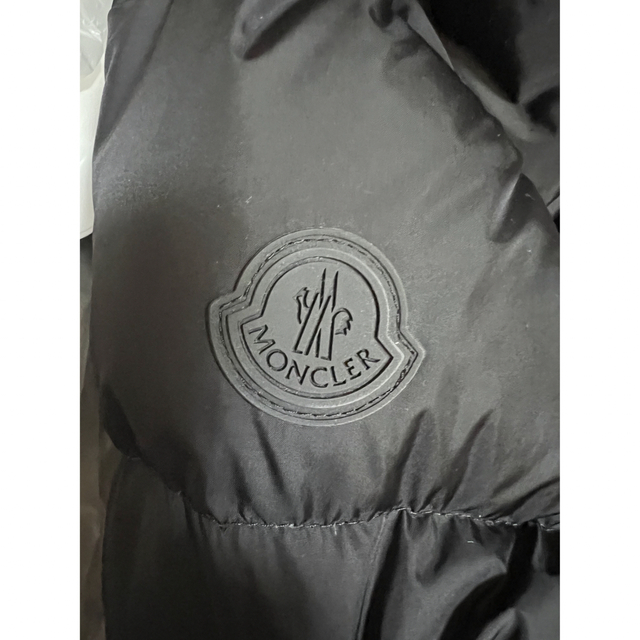 MONCLER(モンクレール)のMONCLER MONTCLAR サイズ2 ブラック　モンクレール　モンクラー メンズのジャケット/アウター(ダウンジャケット)の商品写真