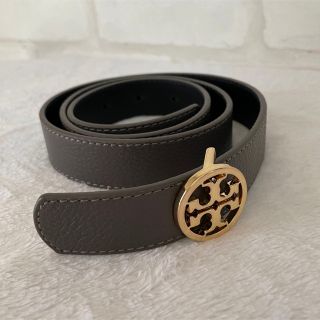 トリーバーチ(Tory Burch)のトリーバーチ グレー＆ブラックリ バーシブ ルベルト(ベルト)