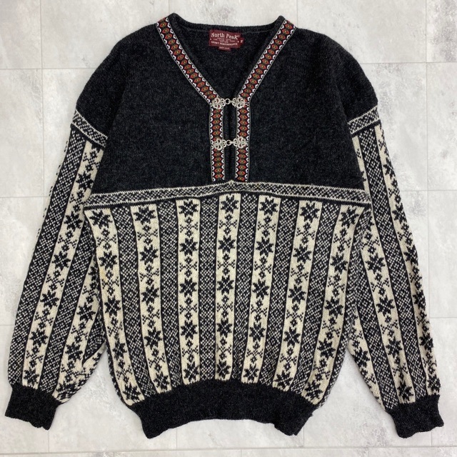 Tyrolean knit cardigan 1