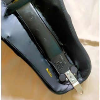 ハーレー純正 本革 バッドランダーシート 52000257 | elisanievas.com