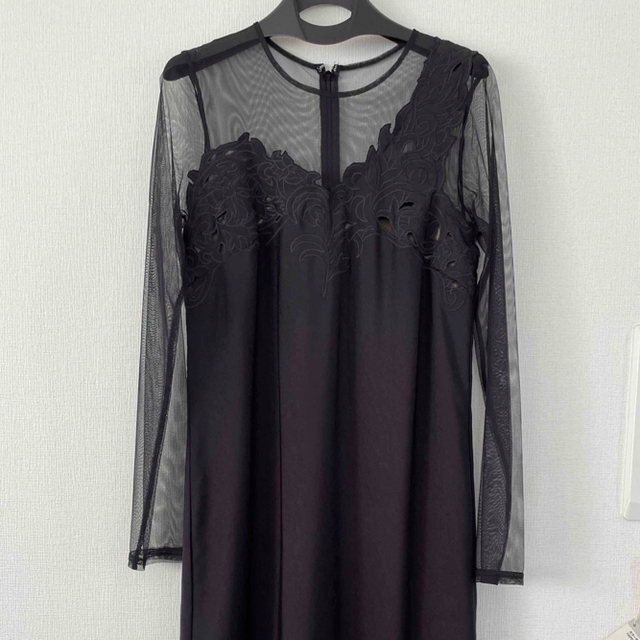 Ameri VINTAGE(アメリヴィンテージ)のUND RENEE CUTWORK DRESS レディースのフォーマル/ドレス(ロングドレス)の商品写真