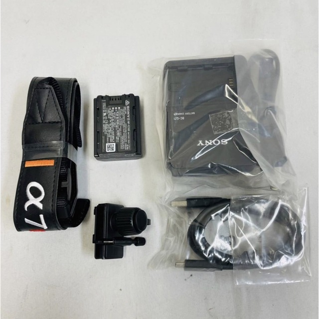 極美品 SONY α7R4 ボディ ILCE-7RM4 552回 付属品完備