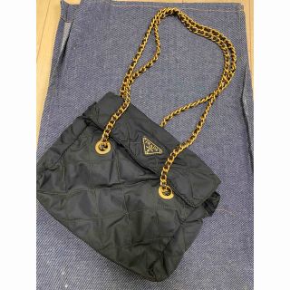 プラダ ショルダーバッグ(レディース)(ゴールド/金色系)の通販 700点