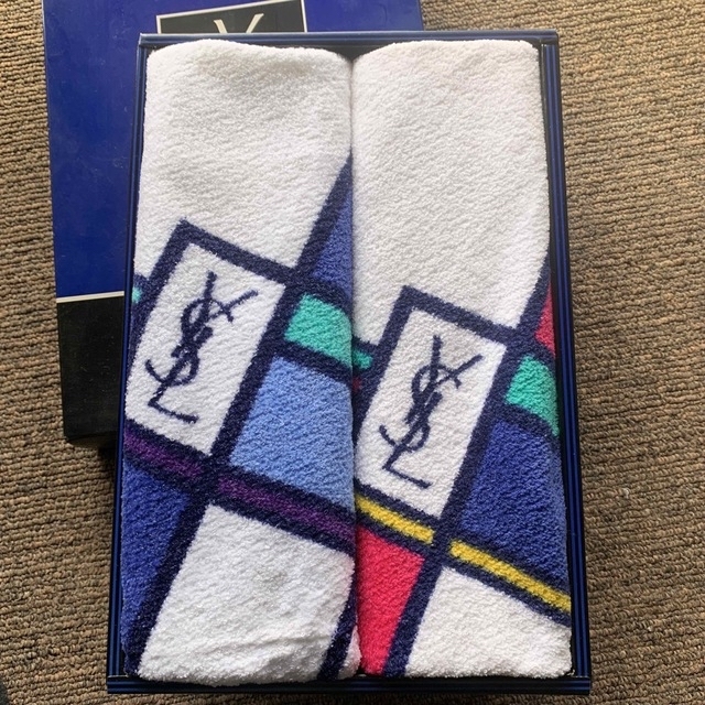 SAINT LAURENT - サンローラン タオル2枚セットの通販 by noa's SAINT LAURENT - サンローラン タオル2枚セットの通販 by noa's