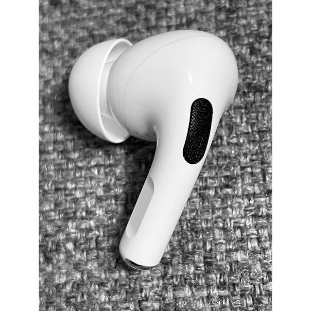 Apple(アップル)のApple AirPods Pro 片耳 L 片方 左耳 美品 157 スマホ/家電/カメラのオーディオ機器(ヘッドフォン/イヤフォン)の商品写真