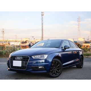 アウディ(AUDI)のアウディ　A3セダンカスタム　可変バルブ付きマフラー　全国最安値　3.5万キロ☆(車体)