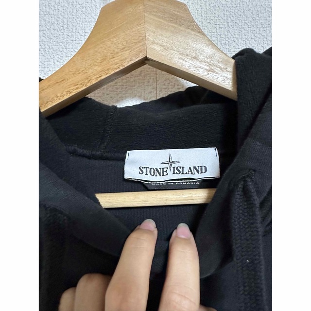 STONE ISLAND(ストーンアイランド)のstoneIsland パーカー mサイズ  メンズのトップス(パーカー)の商品写真