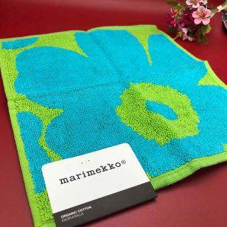 マリメッコ(marimekko)の【新品】marimekko マリメッコ タオルハンカチ　ハンドタオル 25×25(ハンカチ)