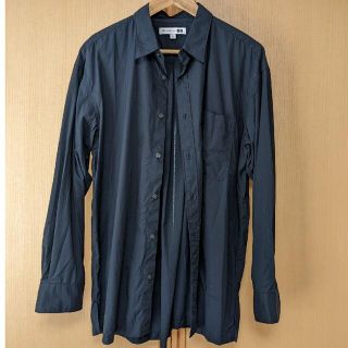 ユニクロ(UNIQLO)のユニクロ　JW ANDERSONシャツ　ネイビー　L(シャツ)