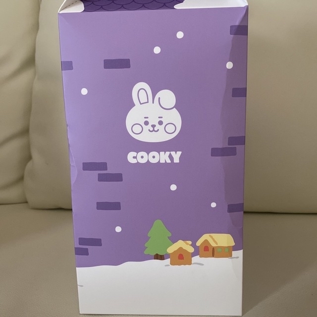 BT21(ビーティーイシビル)のBT21  ホリデー ぬいぐるみ  COOKY  エンタメ/ホビーのおもちゃ/ぬいぐるみ(キャラクターグッズ)の商品写真