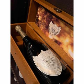 ドンペリニヨン(Dom Pérignon)の★ドン ペリニョン ゴールド ラベイ 1996 箱付★送料込(シャンパン/スパークリングワイン)