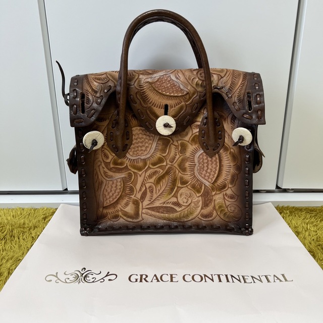 GRACE CONTINENTAL カービングバッグ Sサイズ