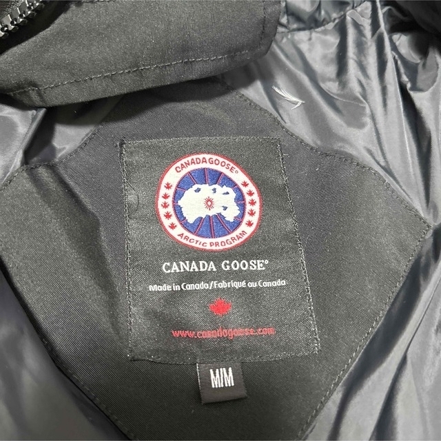 CANADA GOOSE(カナダグース)の定番　訳ありカナダグースダウンジャケット メンズのジャケット/アウター(ダウンジャケット)の商品写真