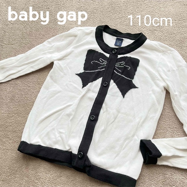 babyGAP(ベビーギャップ)のSALE baby GAP リボン柄 カーディガン 110 キッズ/ベビー/マタニティのキッズ服女の子用(90cm~)(カーディガン)の商品写真