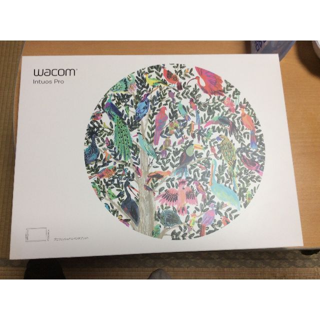 Wacom PTH/660 Mサイズ /プロフェッショナルペンタブレット