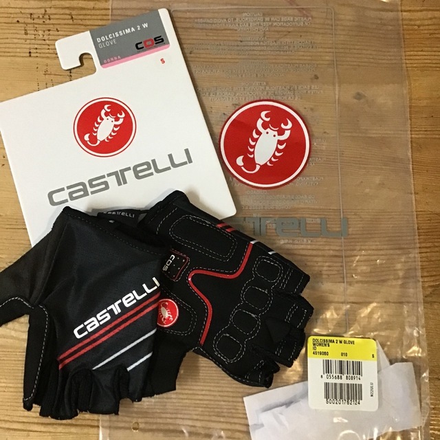 カステリ　casteLLI  サイクリング　グローブ スポーツ/アウトドアの自転車(ウエア)の商品写真