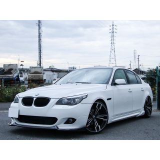 ビーエムダブリュー(BMW)のBMW 5シリーズM5仕様フルカスタム　エナジーフルエアロ　カスタム超大多数☆☆(車体)