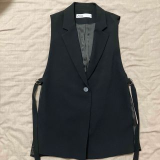 ザラ(ZARA)の専用　ZARA ベスト ジレ 黒 美品 M(ベスト/ジレ)