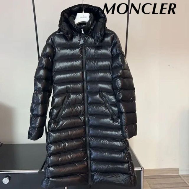 国内正規総代理店アイテム】 美品 販売実績No.1 モンクレール MOKA 12A