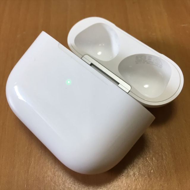 Apple純正 AirPods 第3世代用 ワイヤレス充電ケース A2566 7