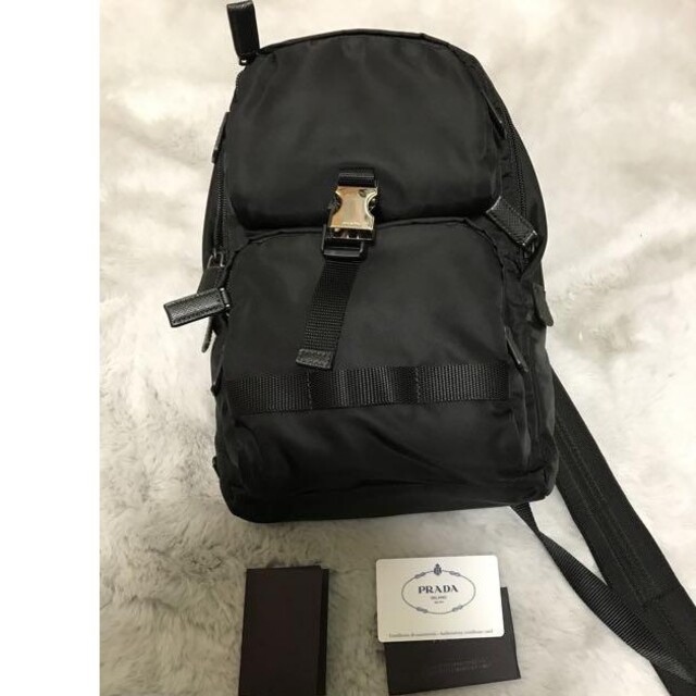 誠実】 PRADA - PRADAボディーバッグ 2VZ013 リュック+バックパック