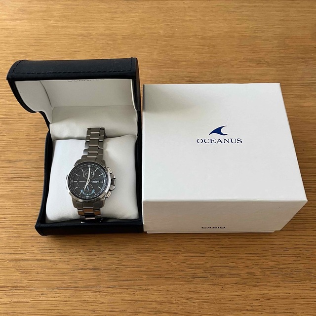 CASIO オシアナス　OCW-T1010B 腕時計