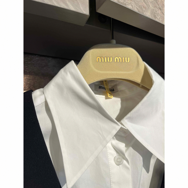 miumiu ビジュー襟付きニット | www.jarussi.com.br