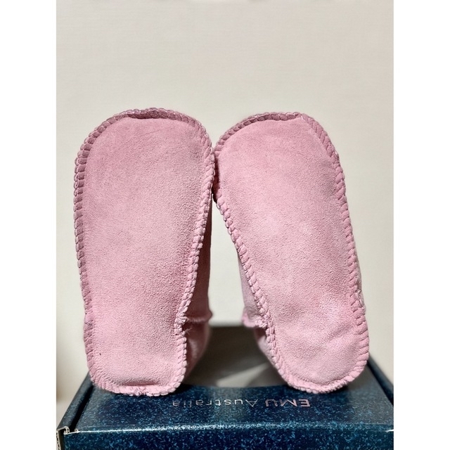 UGG(アグ)のEMU Australia ベビーブーツ　ピンク　18-24month キッズ/ベビー/マタニティのベビー靴/シューズ(~14cm)(ブーツ)の商品写真