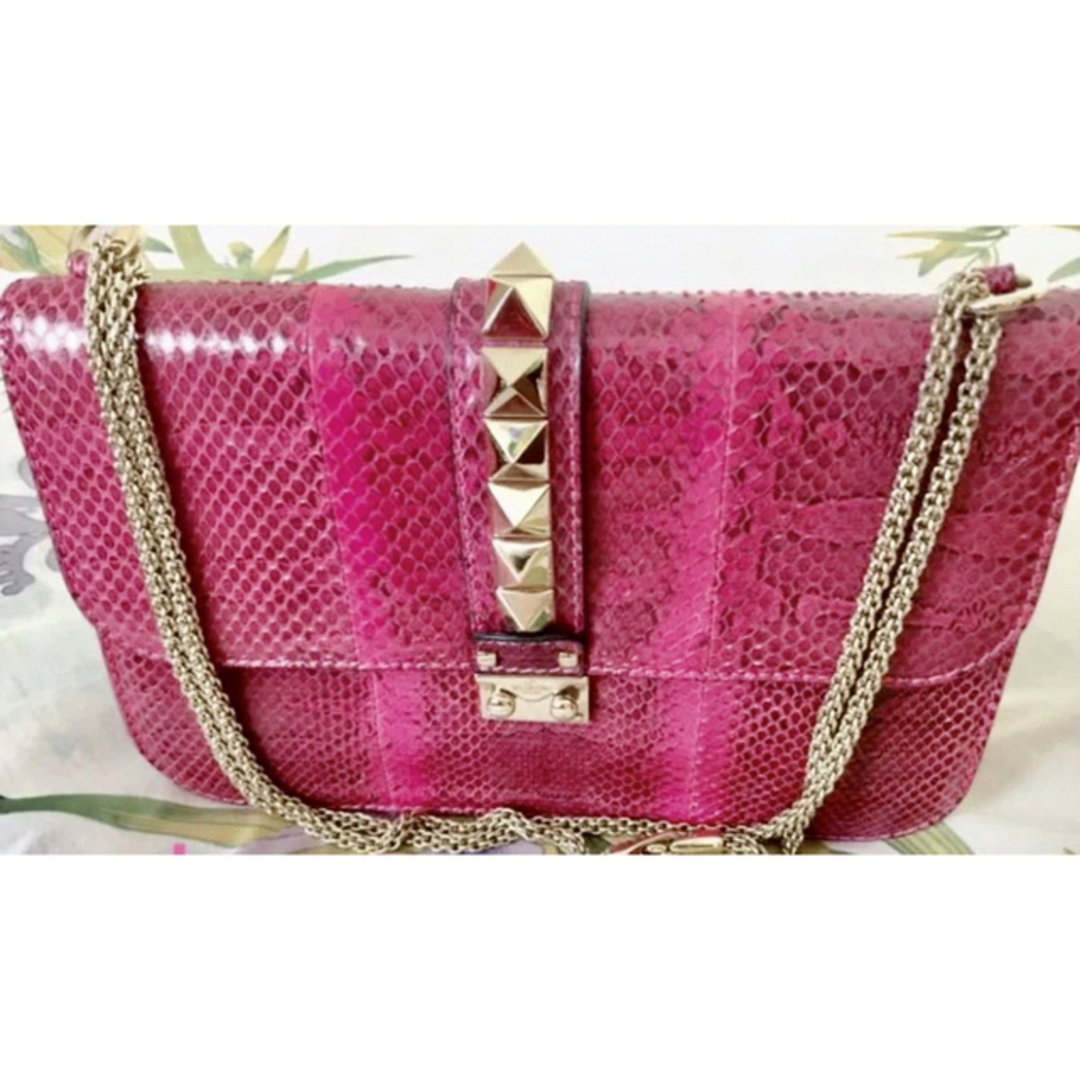 VALENTINO - 本物レア日本未入荷valentinoピンク色パイソン VALENTINO - 本物レア日本未入荷valentinoピンク色パイソン