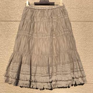 トゥービーシック(TO BE CHIC)の新品 TO BE CHIC スカート 40 グレー(ひざ丈スカート)